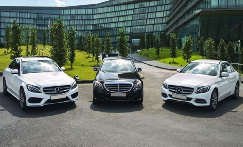 Các loại xe 4 chỗ nhỏ gọn phù hợp với sân bay Tân Sơn Nhất bạn nên biết